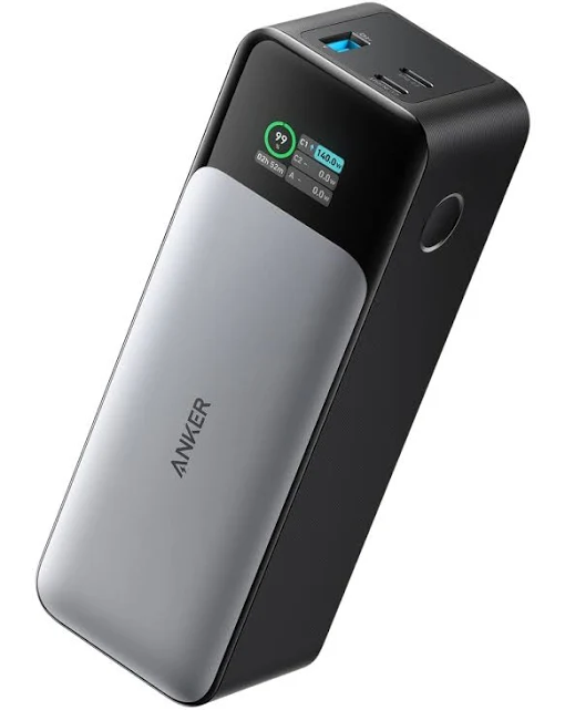 737 Power Bank (PowerCore 24K)
