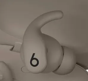 Powerbeats Fit