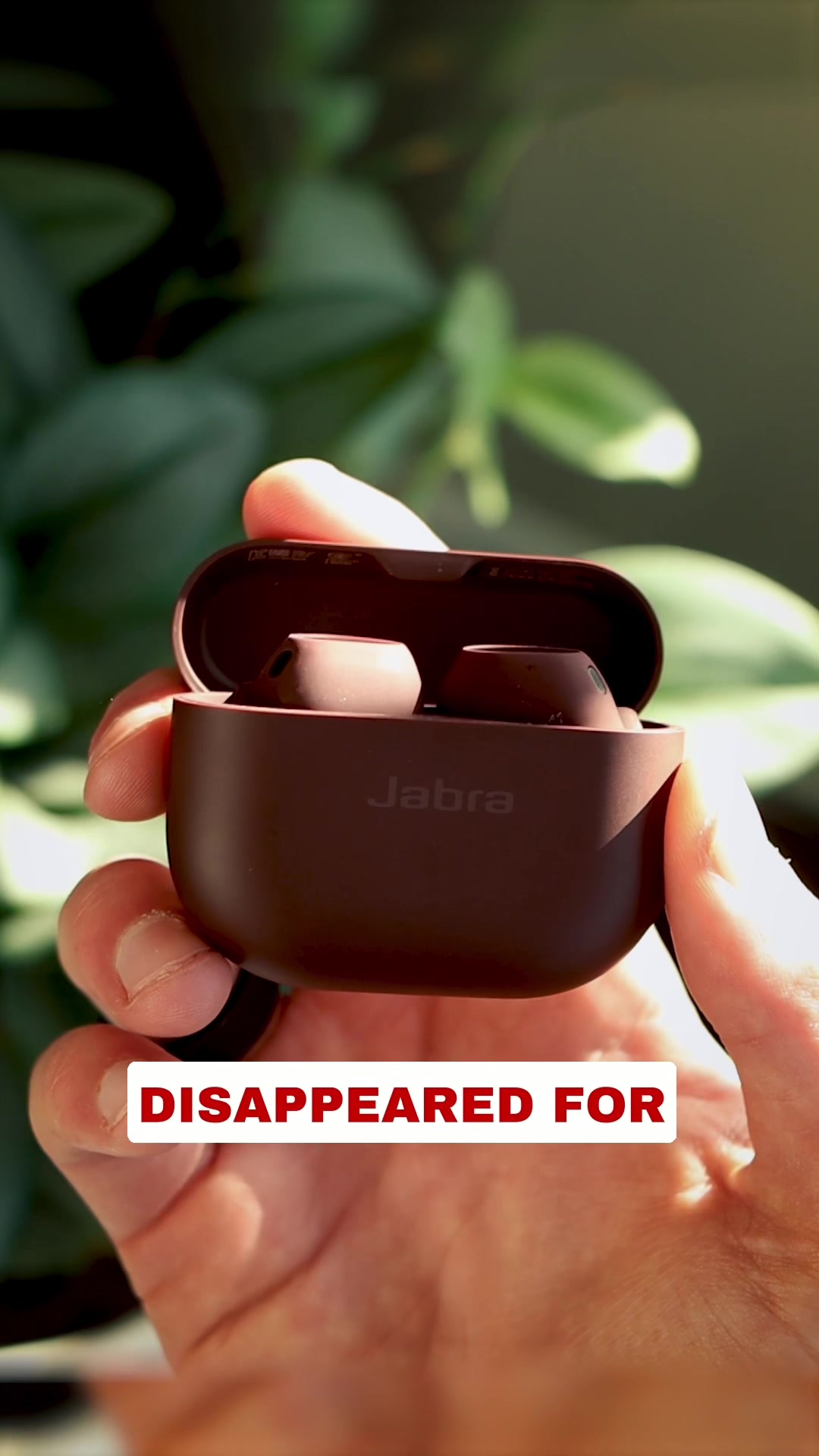 @mikeobrienn — Jabra is finally back! These are the Jabra Elite 10 earbuds ...