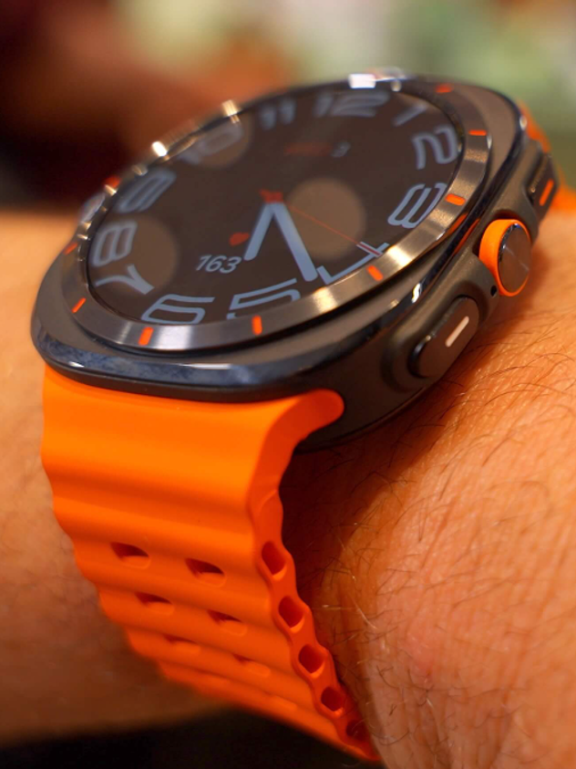 @mellisreviews — Galaxy Watch Ultra vs. Apple Watch Ultra 2: What You Need to ...