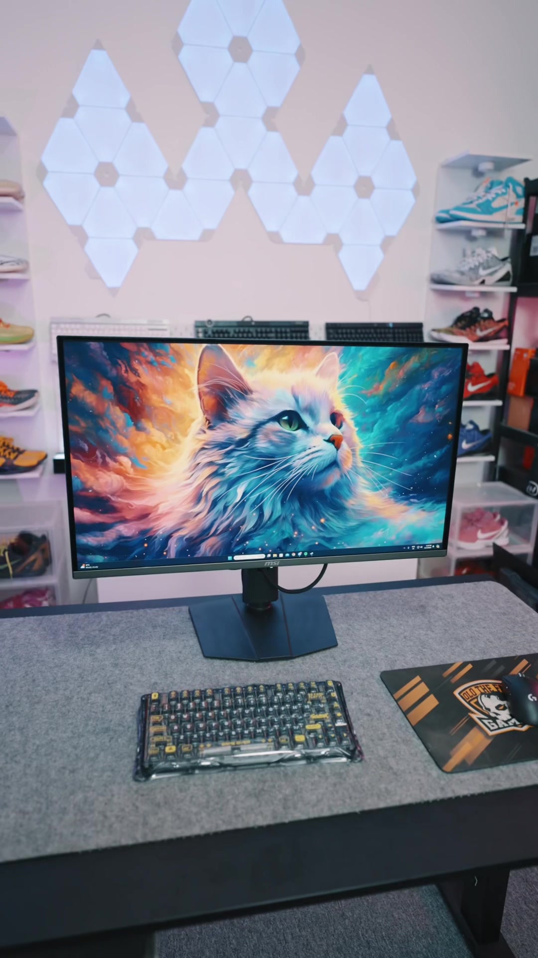 @afiqchii — MSI MPG 321URX QD-OLED Gaming Monitor Review