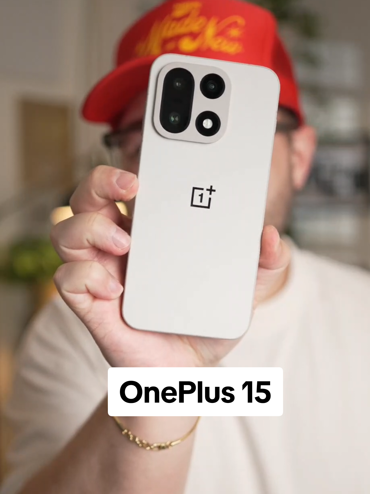 @imparkerburton — OnePlus 15 Llega a EE. UU. - Reseña y Comparativas