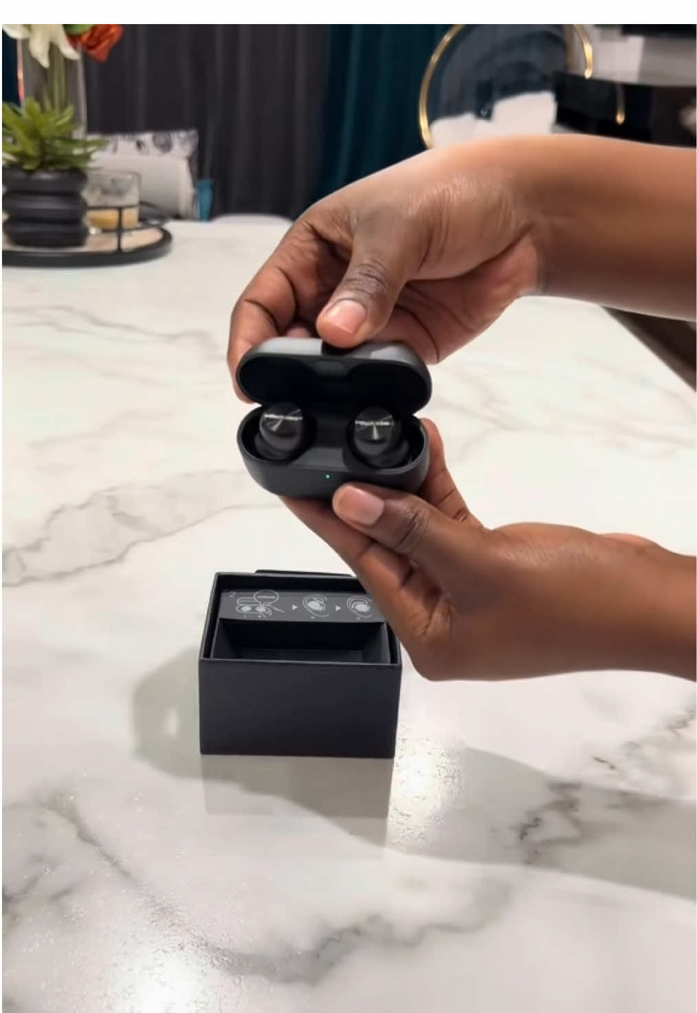 @bluyla6 — Technics EAH-AZ100-K: Hi-Fi Wireless Earbuds Review