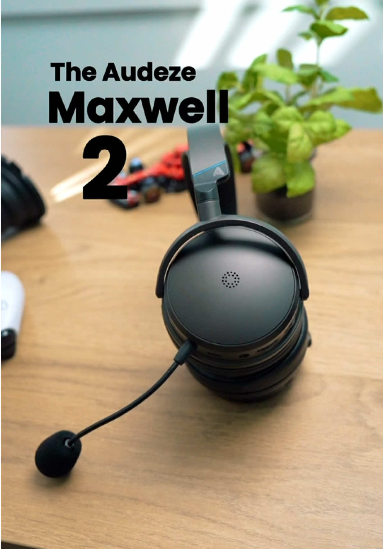 @techknowbiz — Audeze Maxwell 2 or 1.1? #audeze #audezemaxwell2 ...