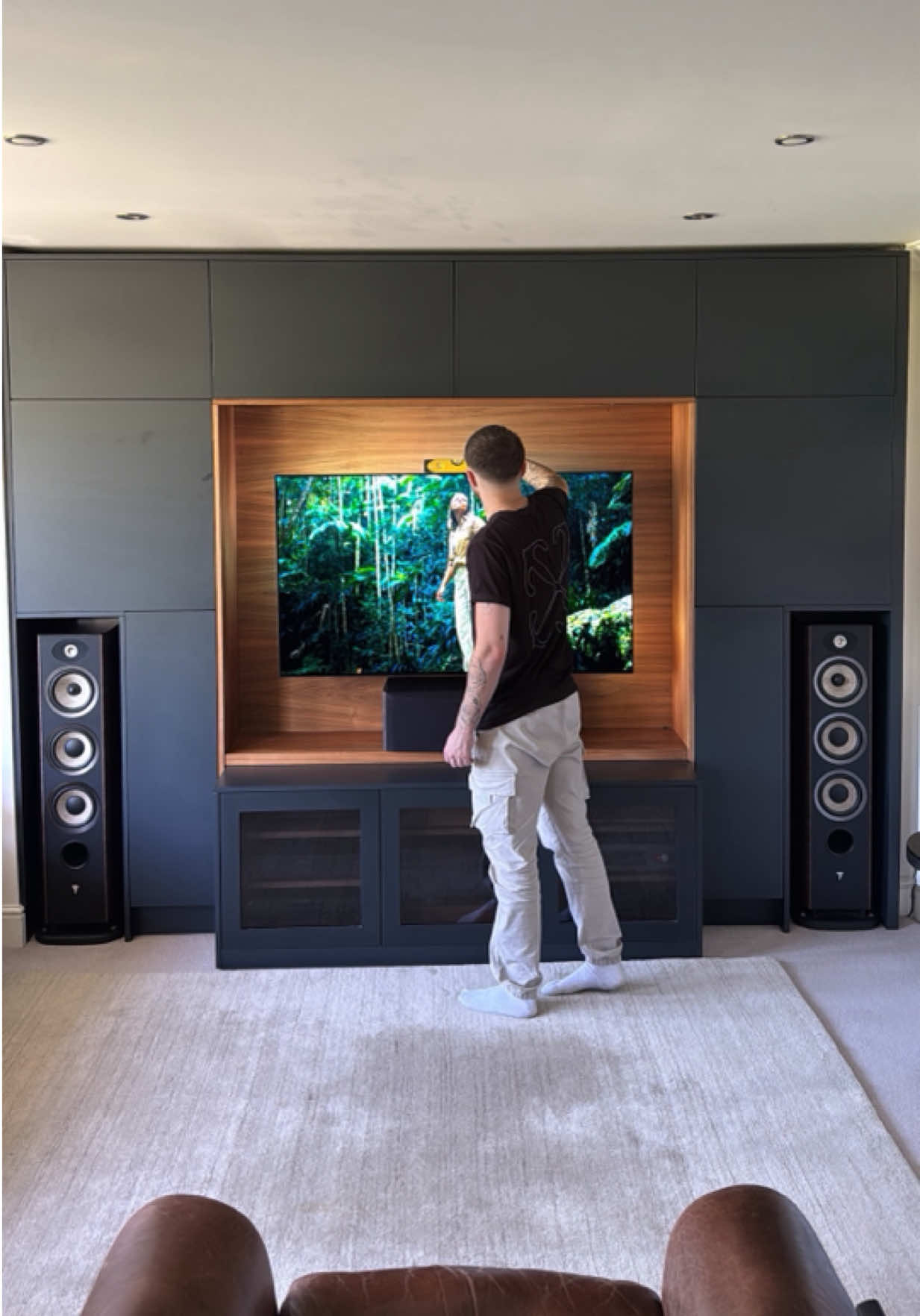 @simplyav — LG C6 Dual Setup with Hidden Cables for Repeat Client
