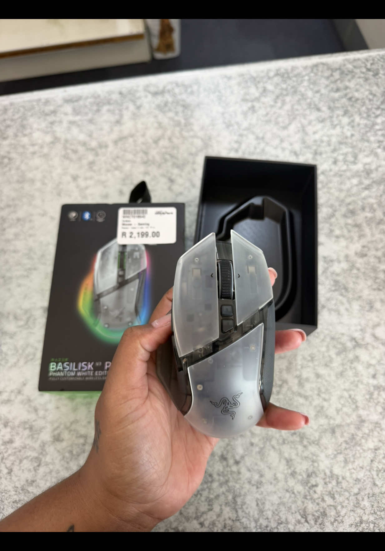@emmaleonijohns — Razer Basilisk V3 Pro 35K Phantom White — Clean Gaming ...