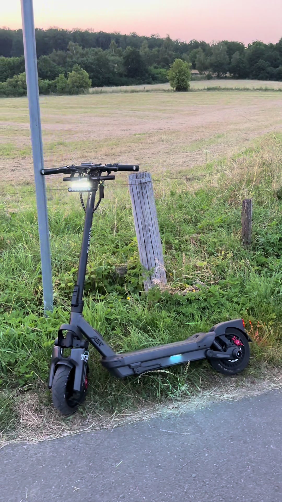@ninebot225 — Segway G3 Max Review: Design, Ride, and ACAB Sticker Note